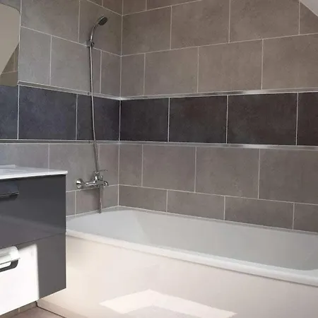 With 2 Bedrooms *